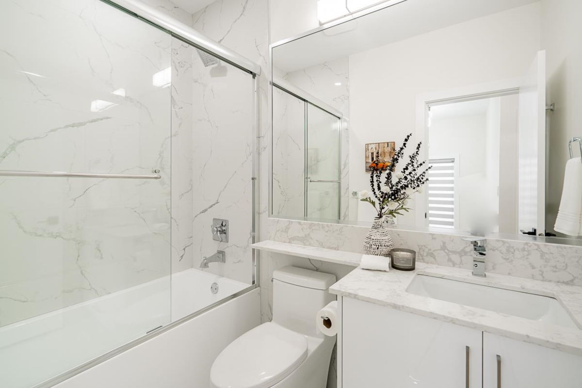 Laundry Room Photo of 1941 Prairie Avenue, Port Coquitlam, BC