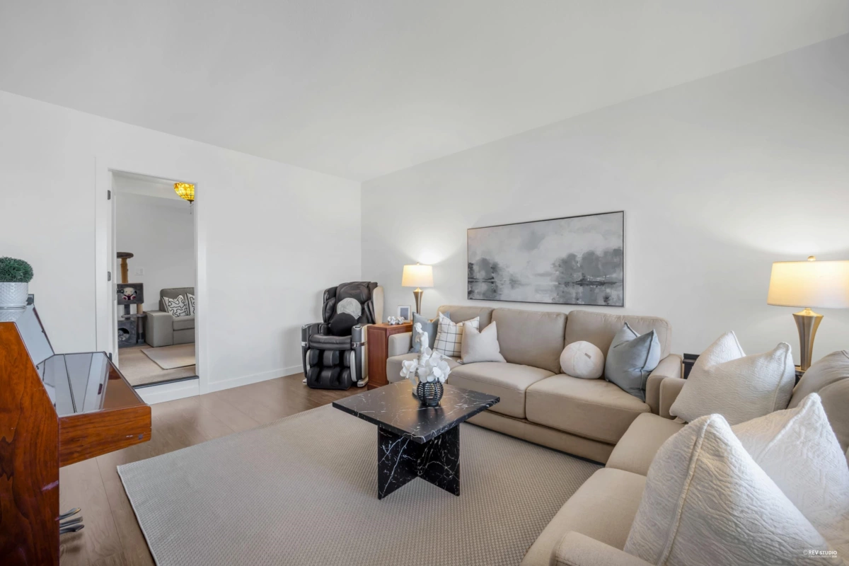 Family Room Photo of 642 Lost Lake Drive, Coquitlam, BC