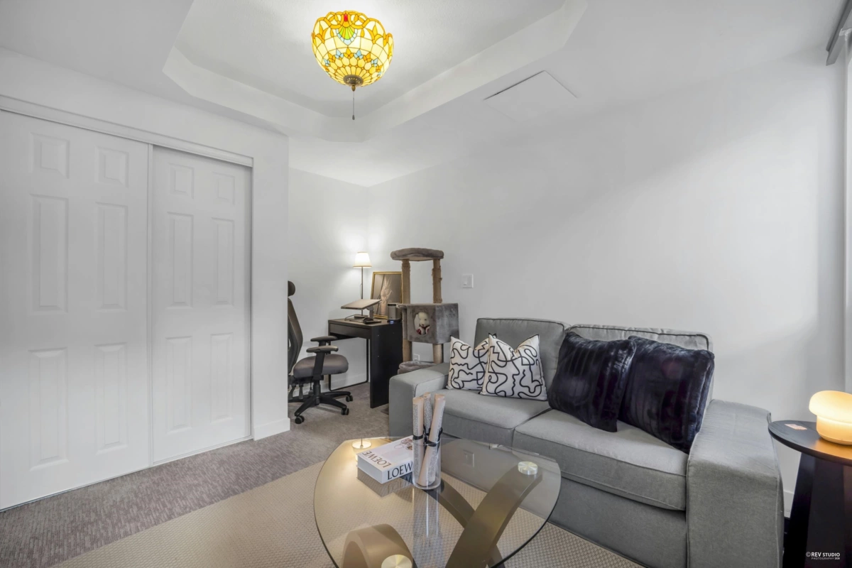 Kitchen Island Photo of 642 Lost Lake Drive, Coquitlam, BC