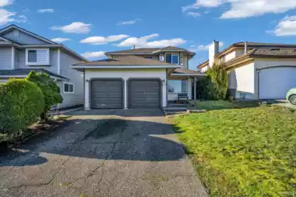 642 Lost Lake Drive, Coquitlam, BC, Coquitlam East — 4 bed single family residence for sale