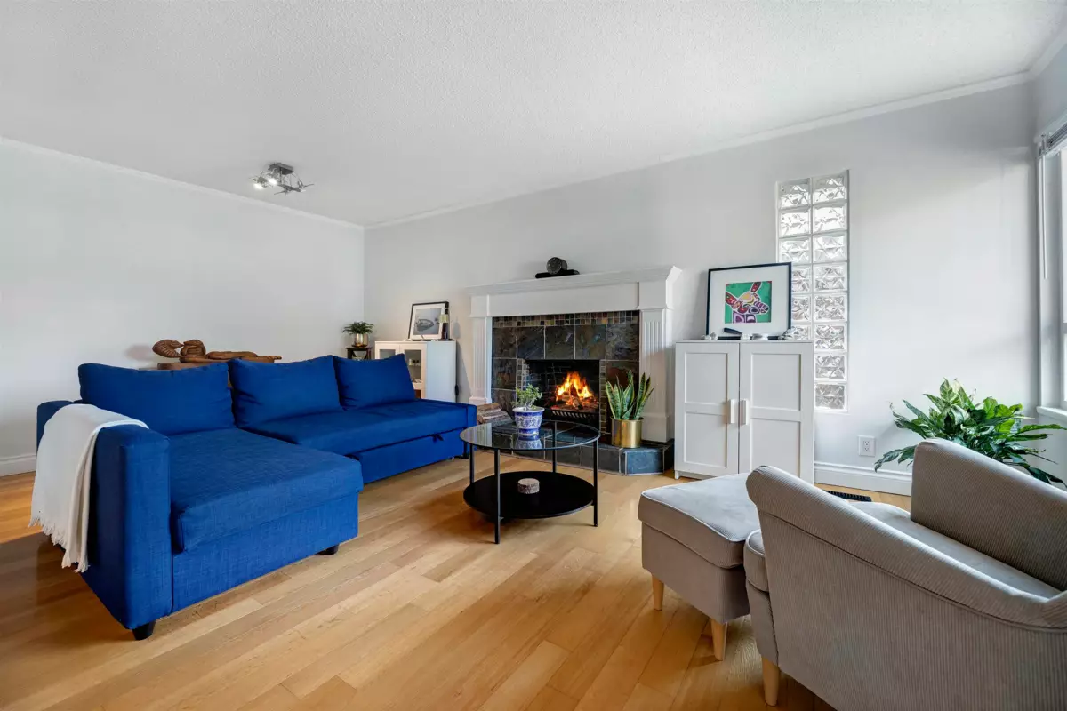 Living Room Photo of 828 Nicolum Court, North Vancouver, BC