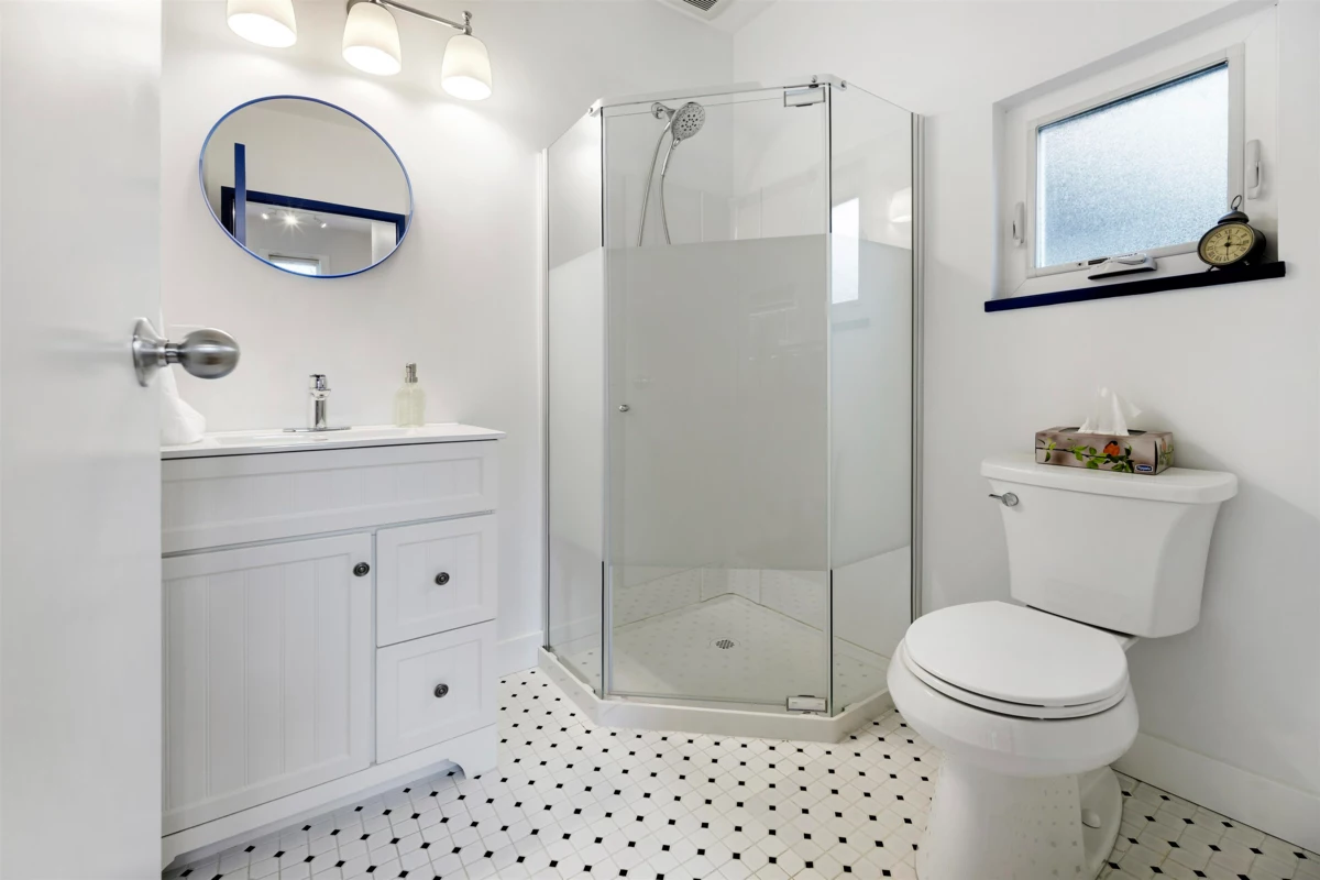 Powder Room Photo of 828 Nicolum Court, North Vancouver, BC