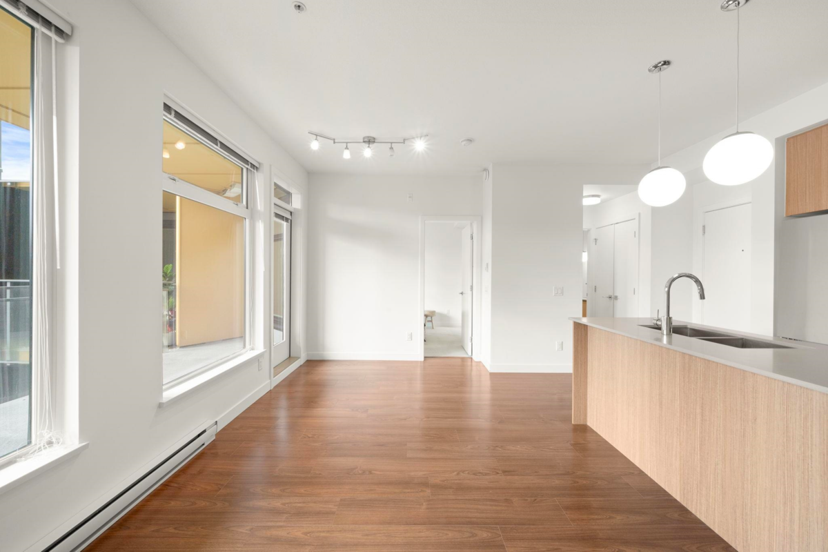Breakfast Nook Photo of 320 516 Foster Avenue, Coquitlam, BC