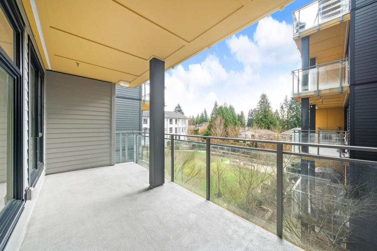 Guest Bathroom Photo of 320 516 Foster Avenue, Coquitlam, BC
