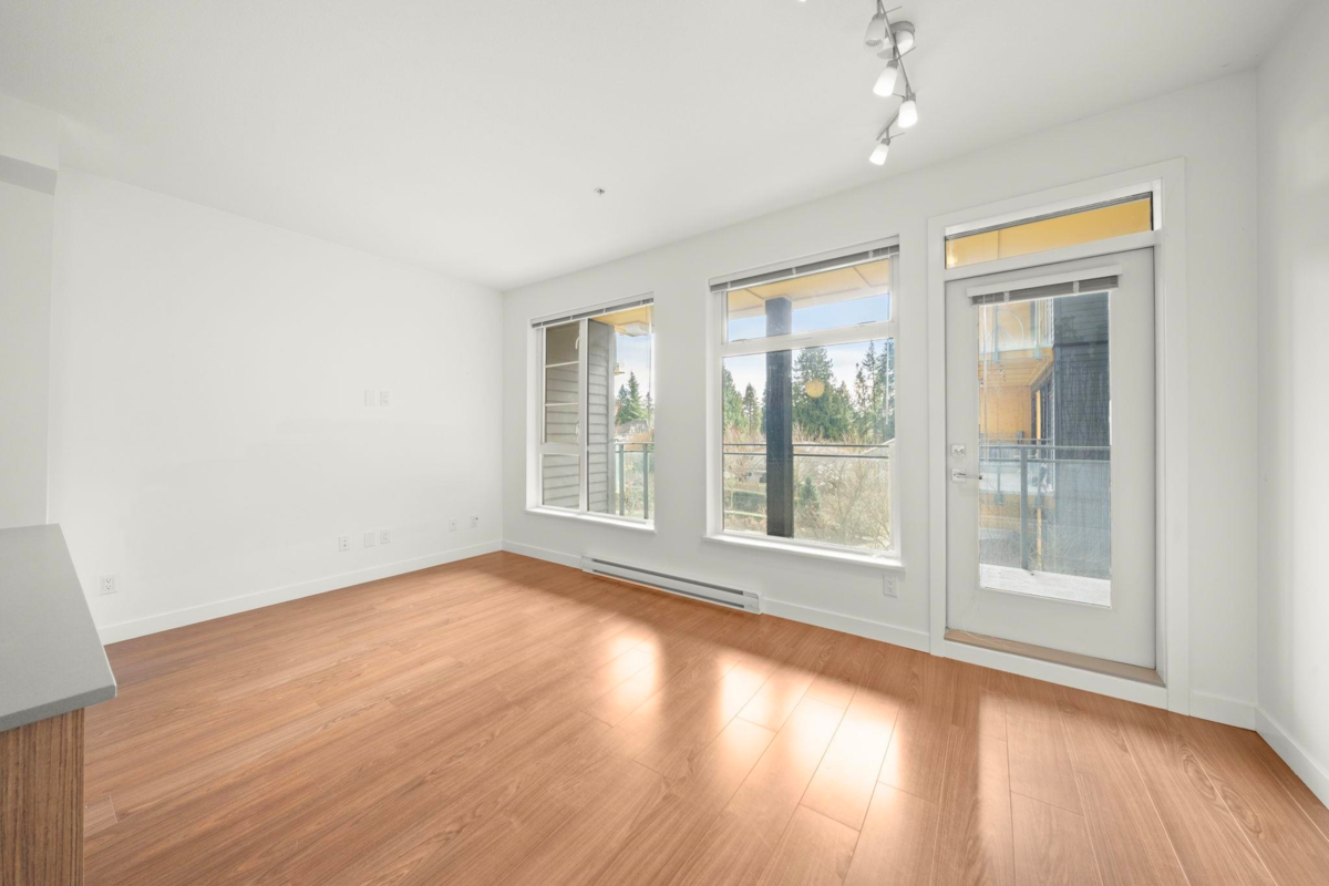 Kitchen Photo of 320 516 Foster Avenue, Coquitlam, BC