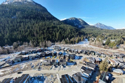 Outdoor Deck Photo of 1004 Phare Crescent, Pemberton, BC