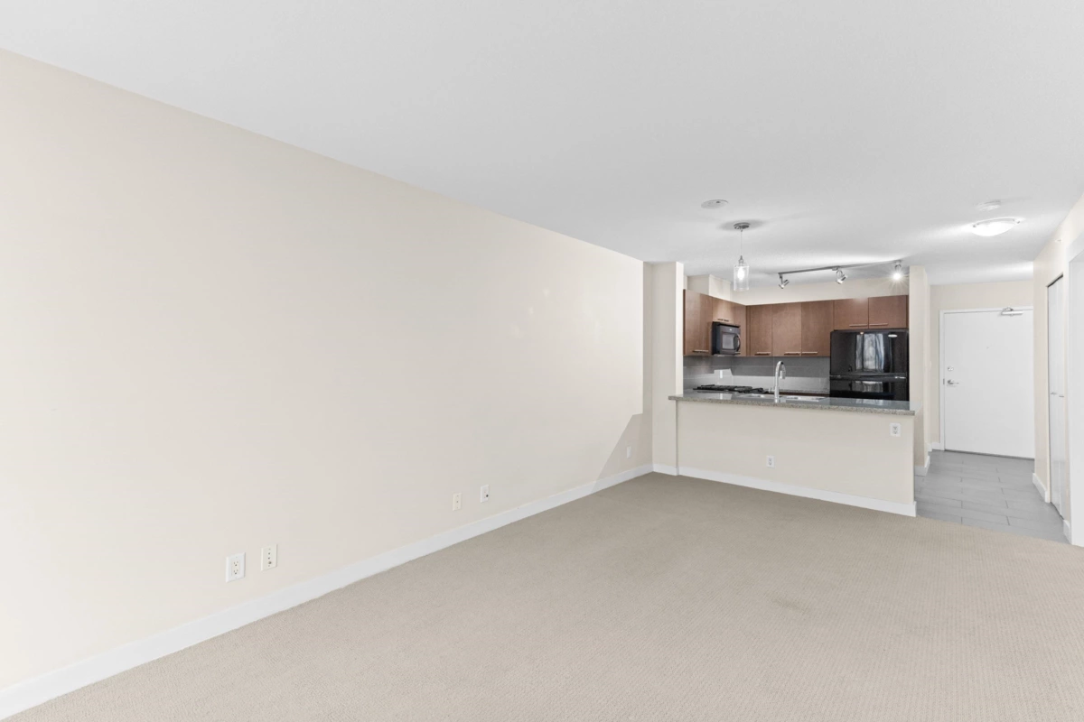 Kitchen Island Photo of 506 9171 Ferndale Road, Richmond, BC
