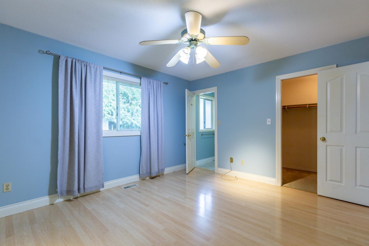 Basement Recreation Room Photo of 34813 Chantrell Place, Abbotsford, BC