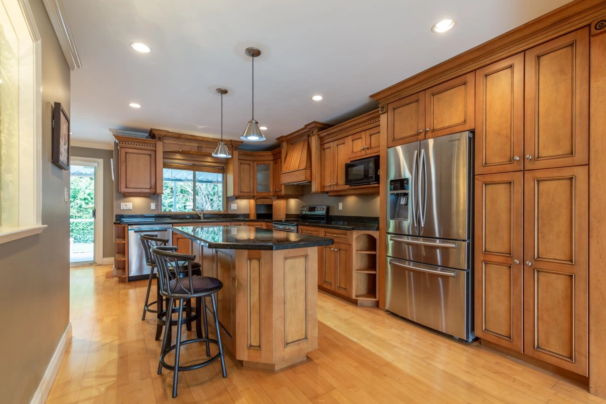 Breakfast Nook Photo of 34813 Chantrell Place, Abbotsford, BC