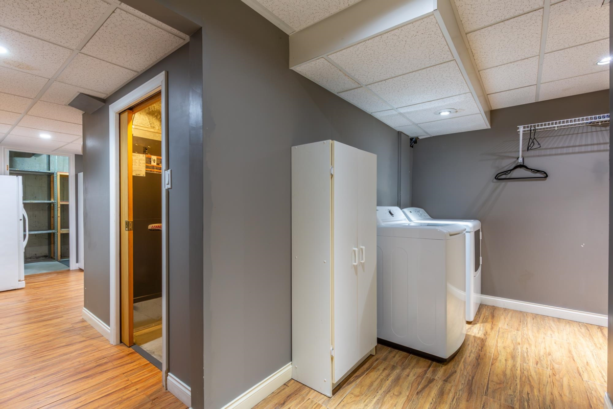 Front Yard Photo of 34813 Chantrell Place, Abbotsford, BC