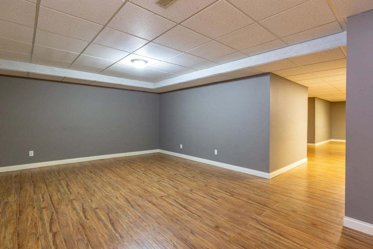 Garage Interior Photo of 34813 Chantrell Place, Abbotsford, BC