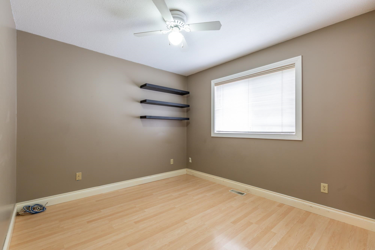 Hallway Photo of 34813 Chantrell Place, Abbotsford, BC