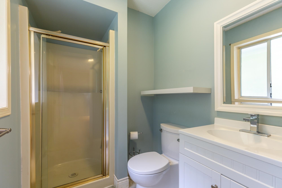 Mudroom Photo of 34813 Chantrell Place, Abbotsford, BC
