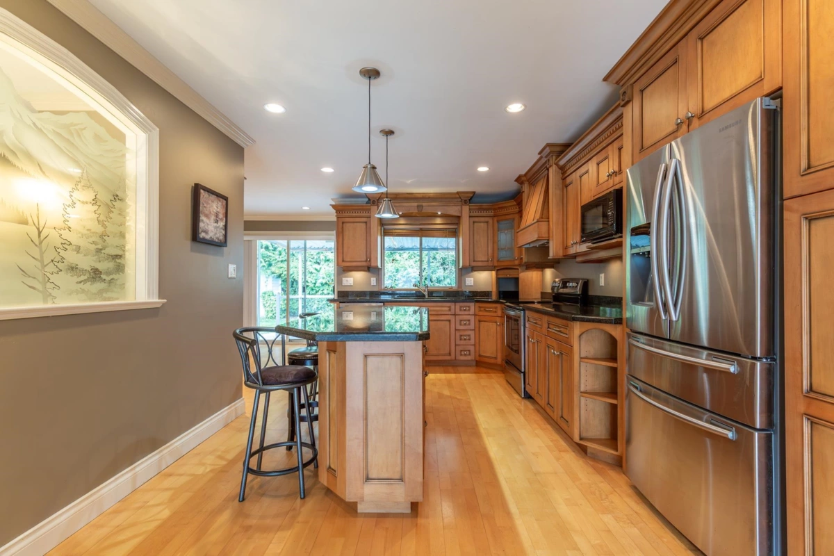 Primary Bedroom Photo of 34813 Chantrell Place, Abbotsford, BC