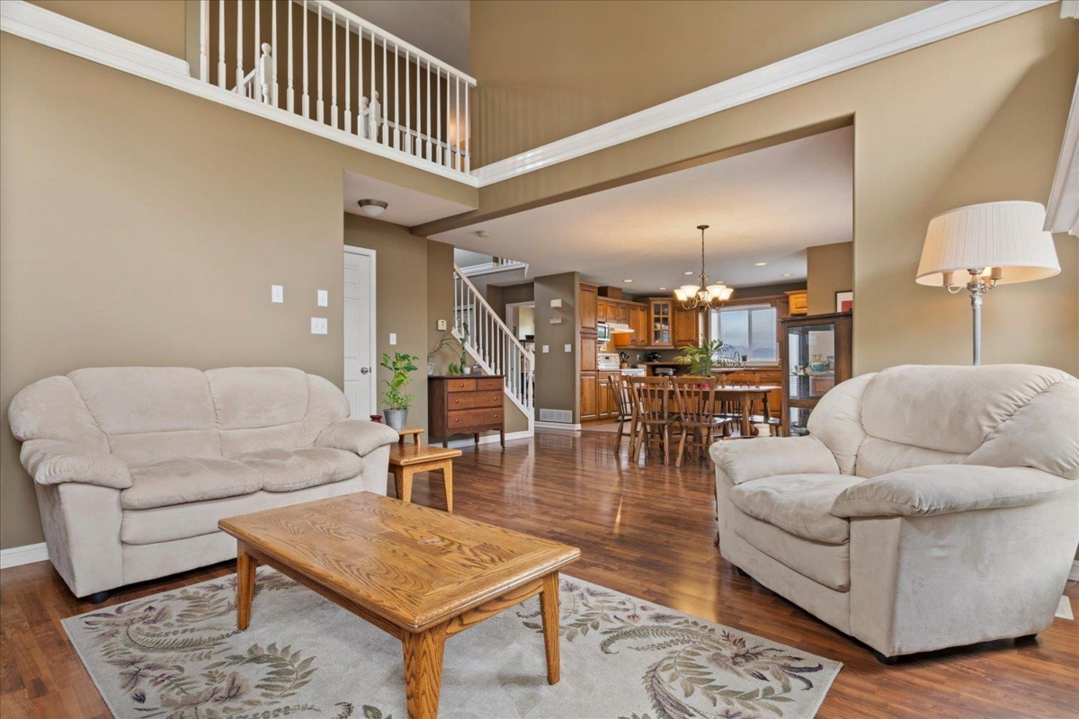Breakfast Nook Photo of 46514 Lear Drive, Chilliwack, BC