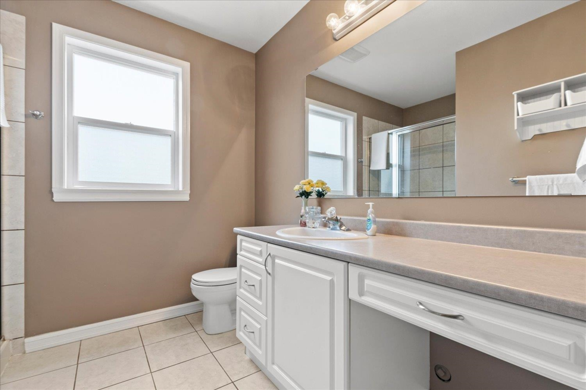 Laundry Room Photo of 46514 Lear Drive, Chilliwack, BC