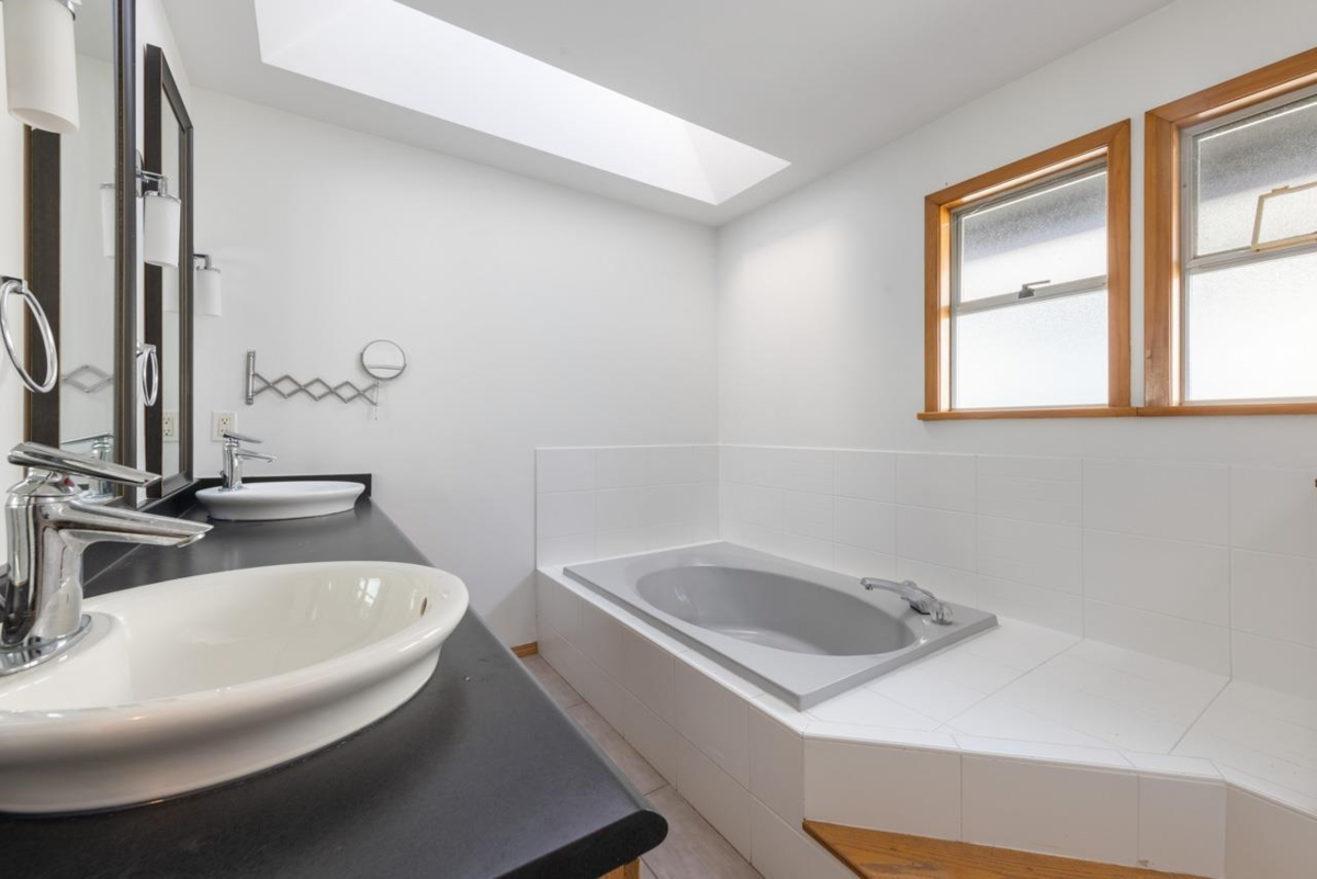 Garage Interior Photo of 14098 20 Avenue, Surrey, BC