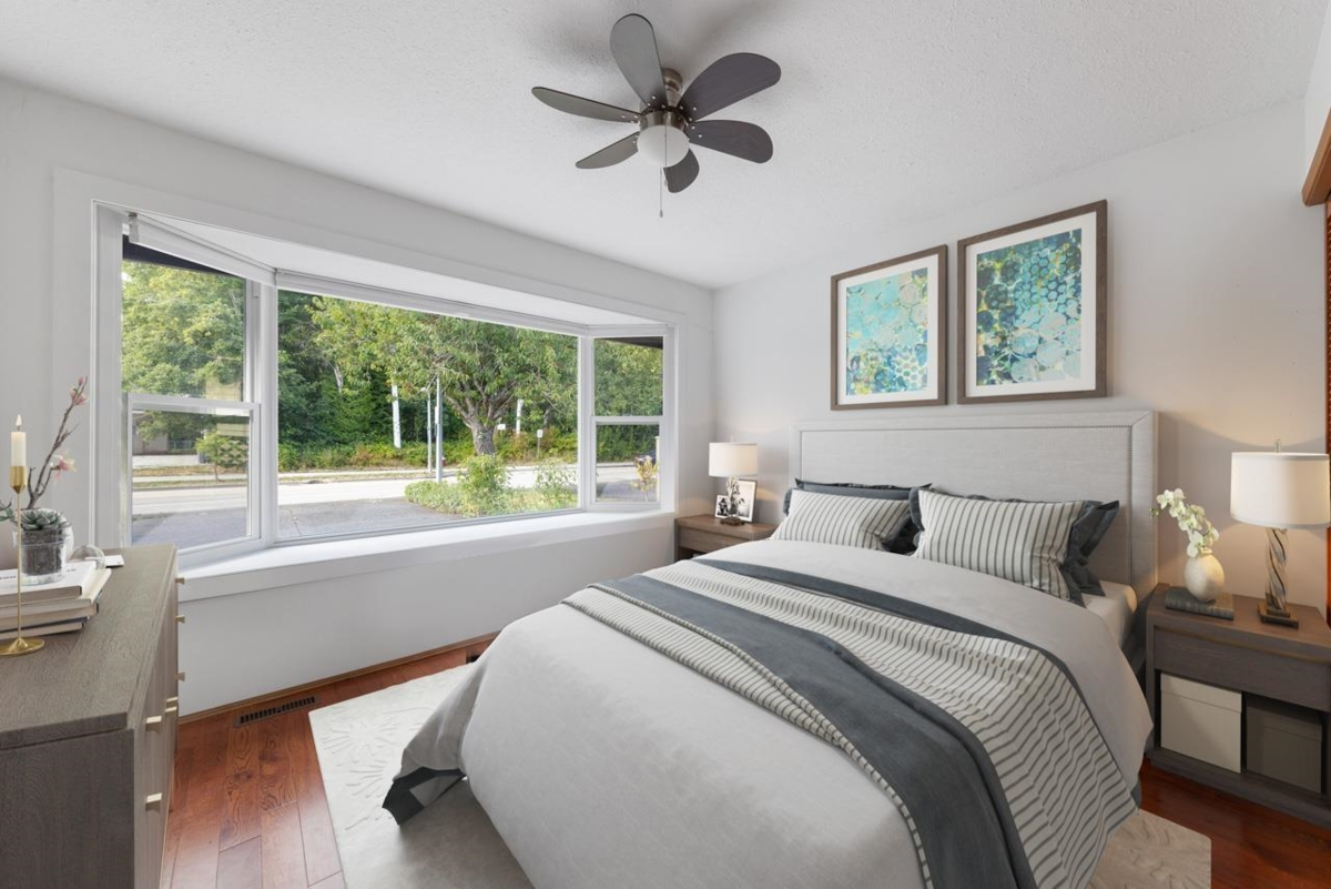 Laundry Room Photo of 14098 20 Avenue, Surrey, BC