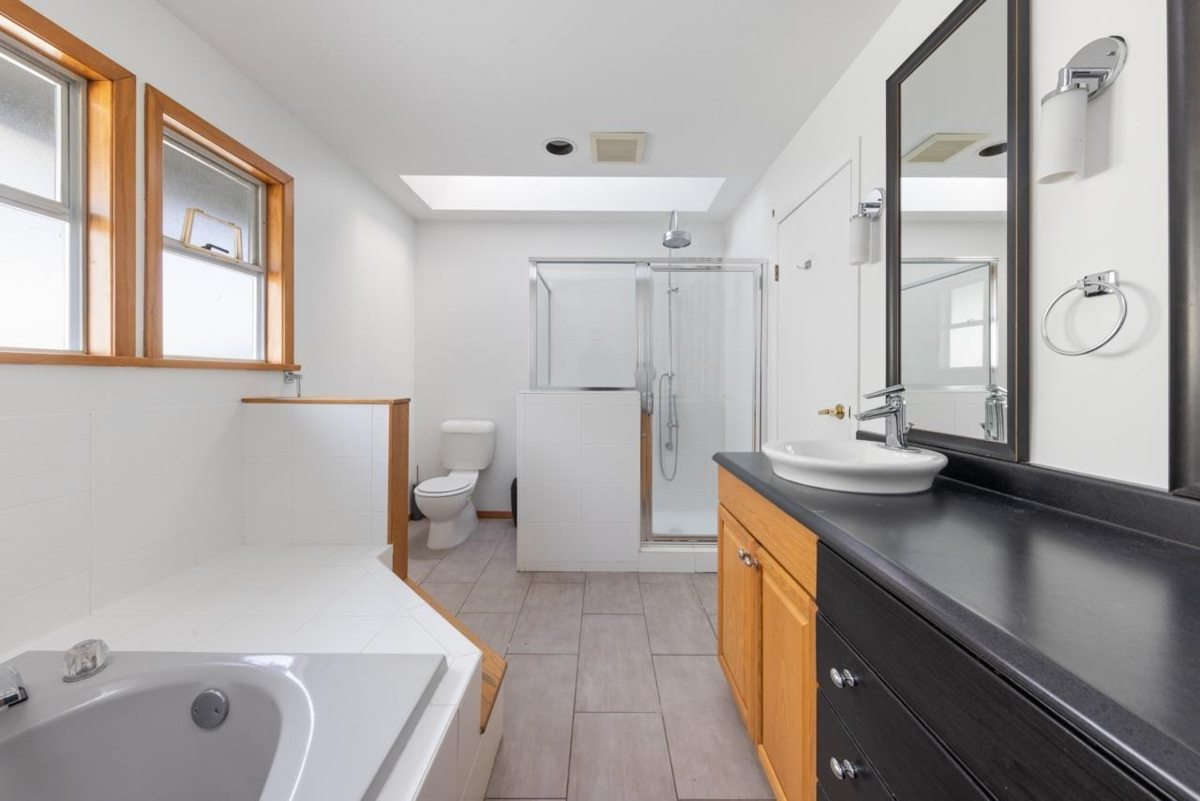 Outdoor Patio Photo of 14098 20 Avenue, Surrey, BC