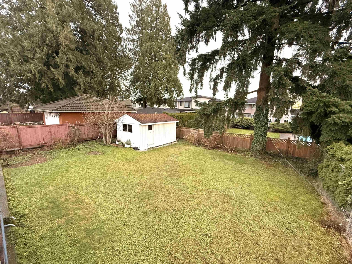 Basement Recreation Room Photo of 7040 Halifax Street, Burnaby, BC