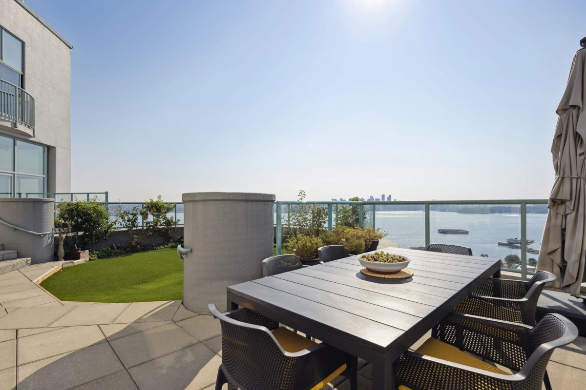 Hallway Photo of 2901 120 W 2nd Street, North Vancouver, BC