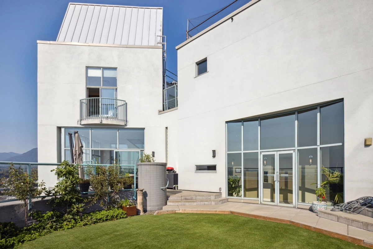 Laundry Room Photo of 2901 120 W 2nd Street, North Vancouver, BC