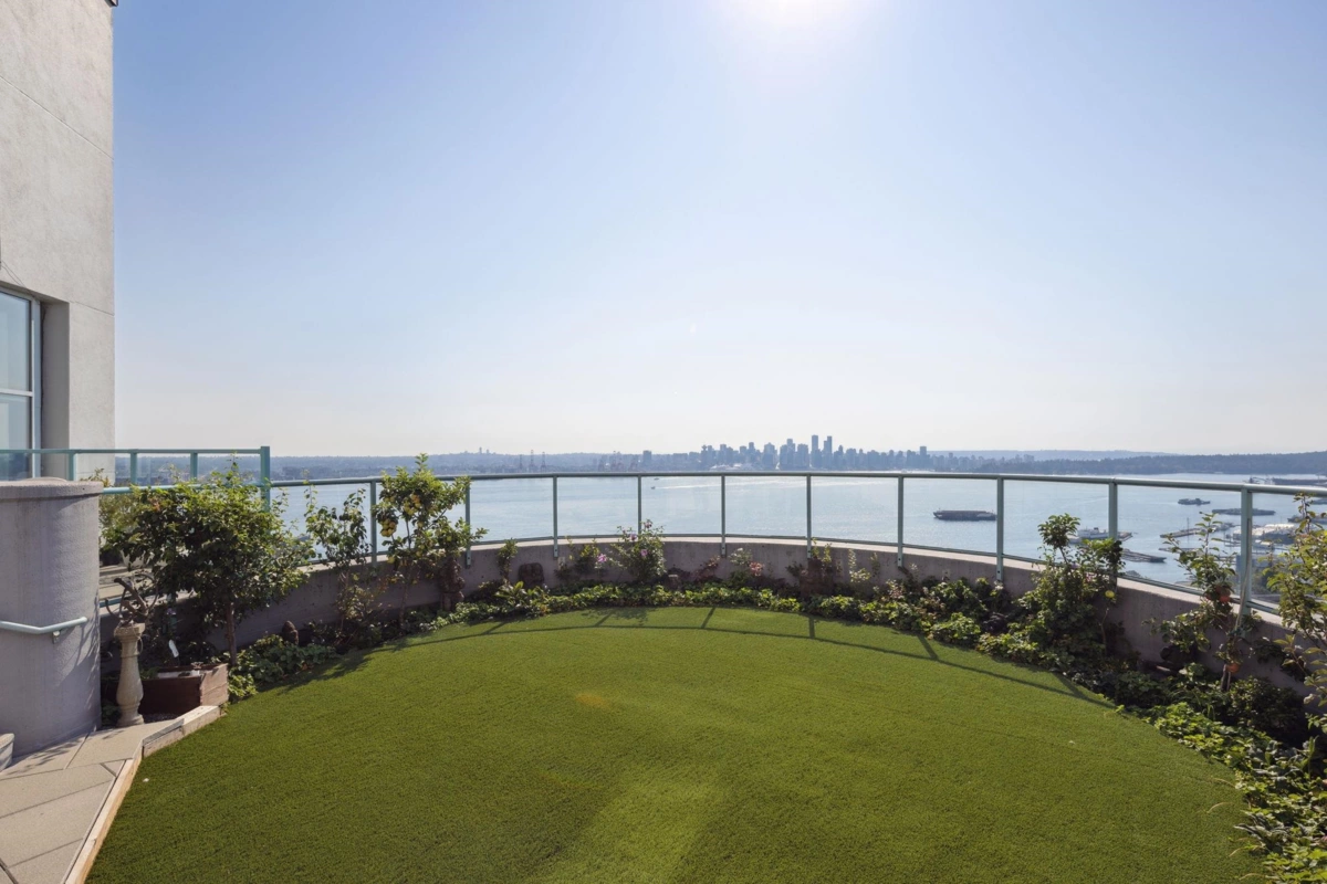 Mudroom Photo of 2901 120 W 2nd Street, North Vancouver, BC