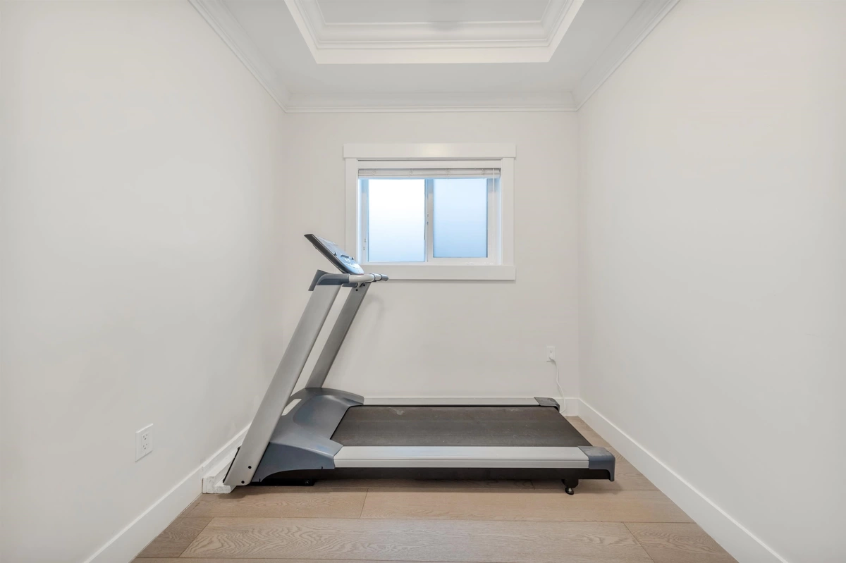 Walk-In Closet Photo of 5887 Battison Street, Vancouver, BC