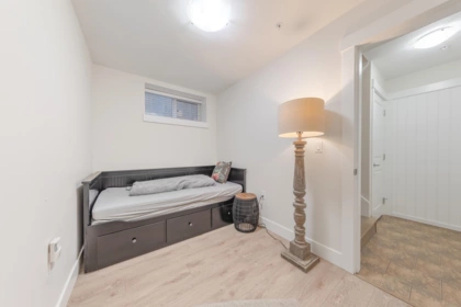 Hallway Photo of 5887 Battison Street, Vancouver, BC