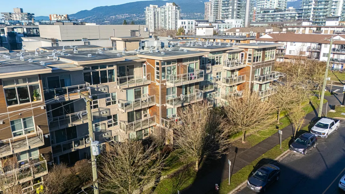 Powder Room Photo of 109 1033 St. Georges Avenue, North Vancouver, BC