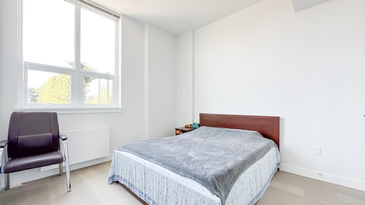 Guest Bathroom Photo of 308 6733 Cambie Street, Vancouver, BC