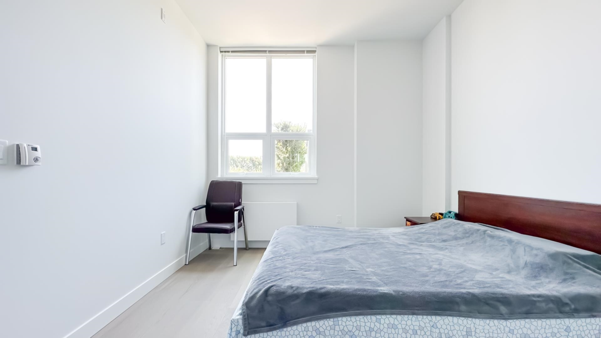 Powder Room Photo of 308 6733 Cambie Street, Vancouver, BC