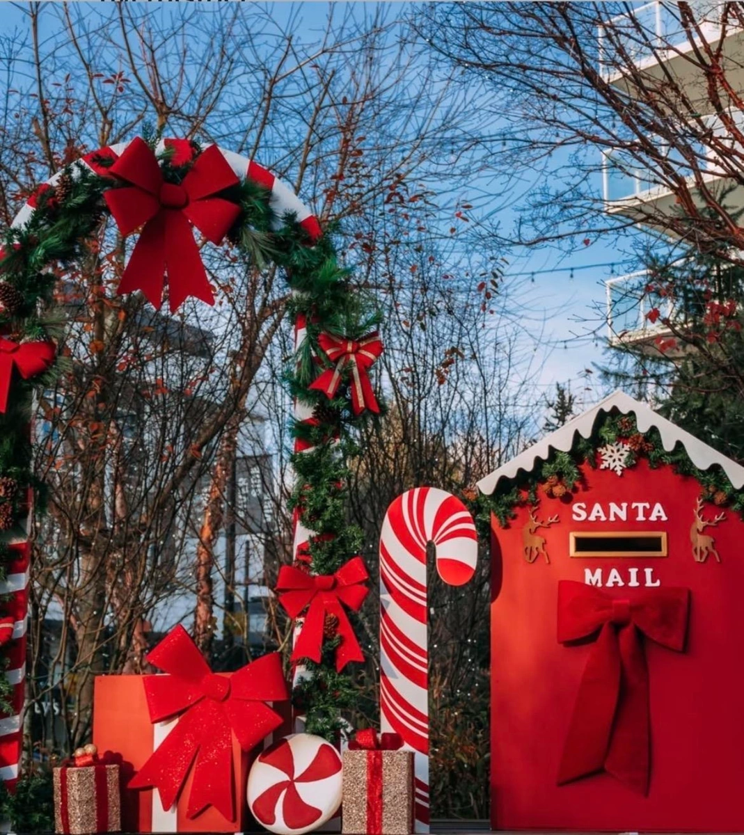 Family Room Photo of 305 8580 River District Crossing, Vancouver, BC