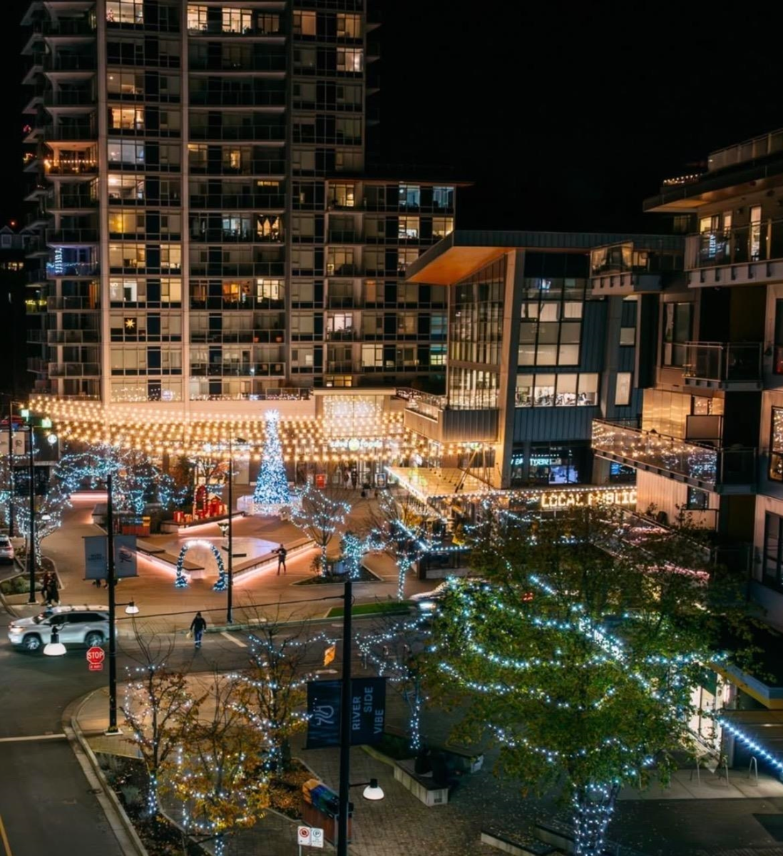 Kitchen Photo of 305 8580 River District Crossing, Vancouver, BC