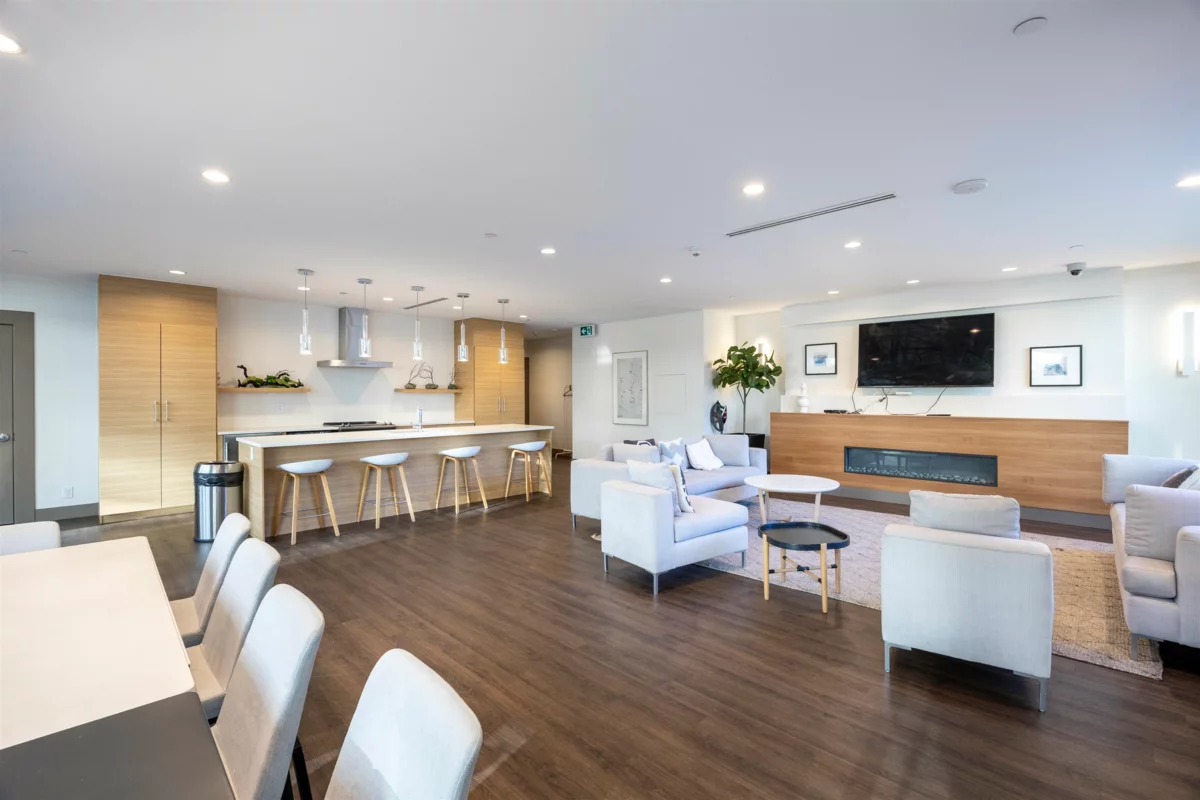 Outdoor Patio Photo of 305 8580 River District Crossing, Vancouver, BC