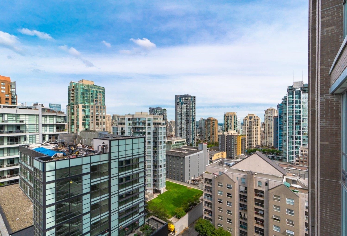 Pantry Photo of 1802 1283 Howe Street, Vancouver, BC