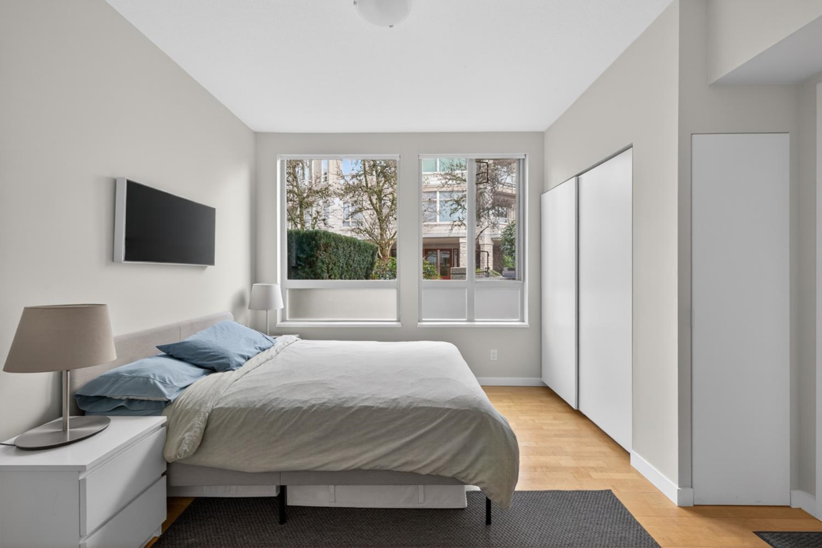 Breakfast Nook Photo of 222 560 Raven Woods Drive, North Vancouver, BC