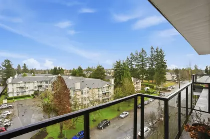 Guest Bathroom Photo of 604 10777 138 Street, Surrey, BC