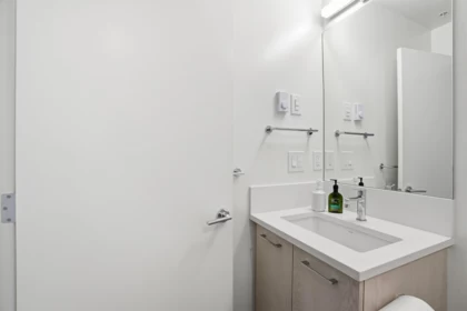 Primary Bathroom Photo of 604 10777 138 Street, Surrey, BC