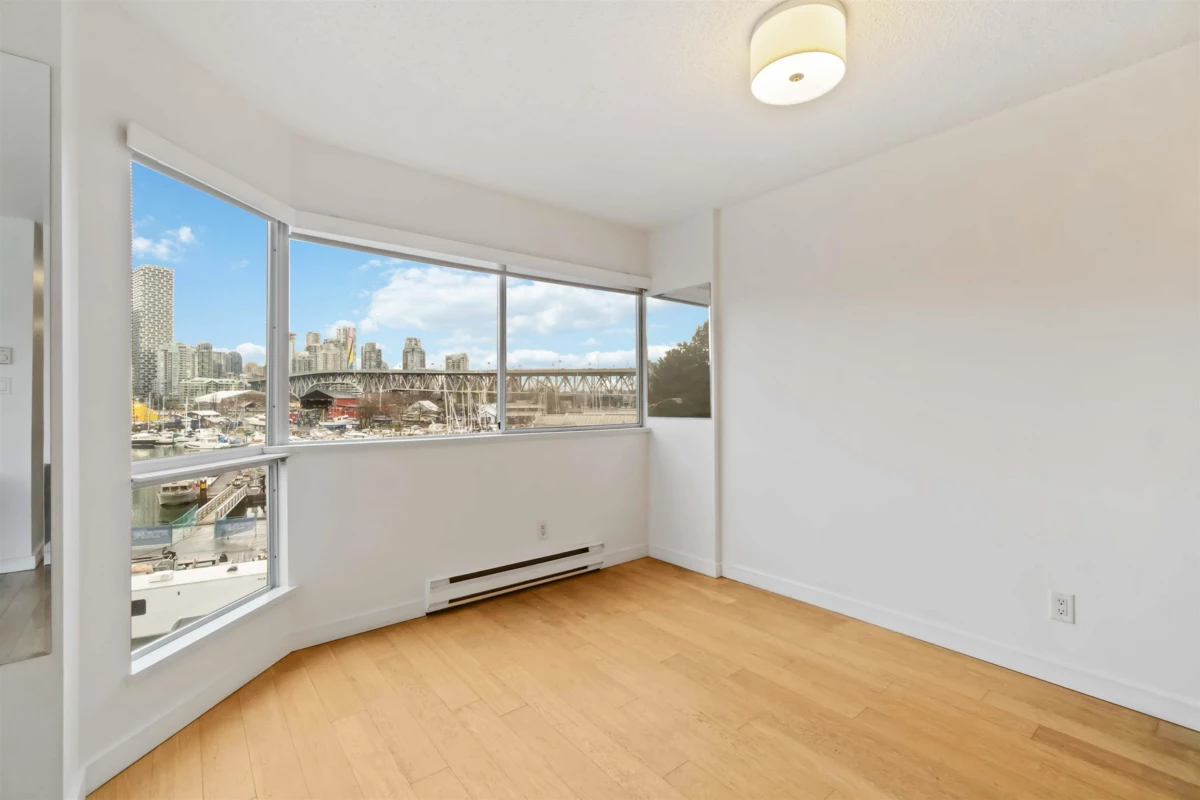 Family Room Photo of 406 1510 W 1st Avenue, Vancouver, BC
