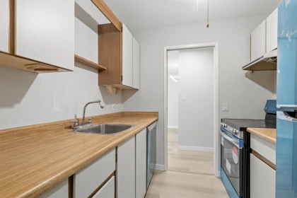 Kitchen Island Photo of 316 13507 96 Avenue, Surrey, BC