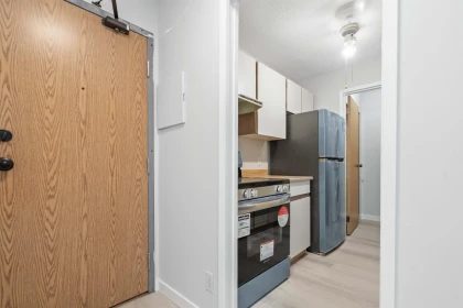 Kitchen Photo of 316 13507 96 Avenue, Surrey, BC
