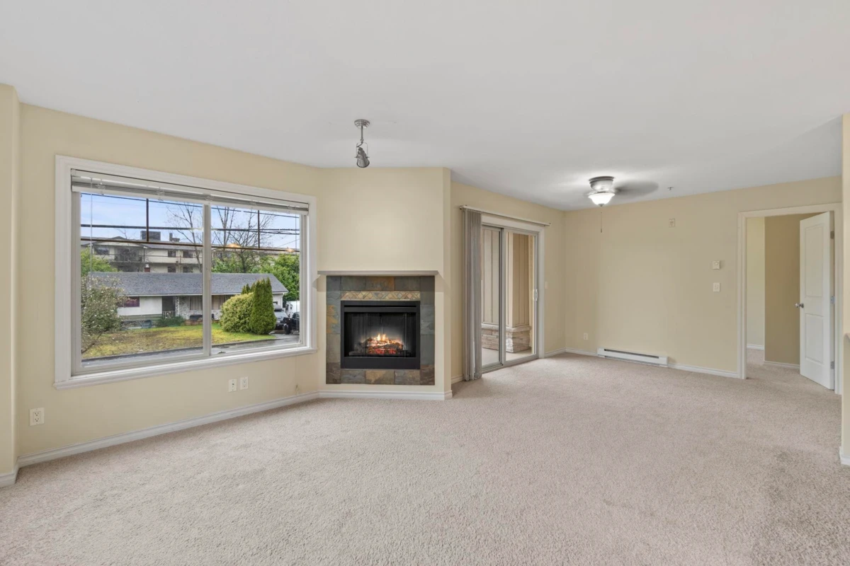Living Room Photo of 202 32063 Mt Waddington Avenue, Abbotsford, BC