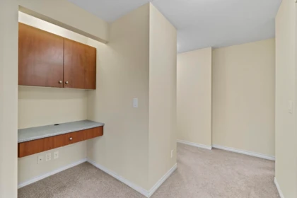Primary Bathroom Photo of 202 32063 Mt Waddington Avenue, Abbotsford, BC