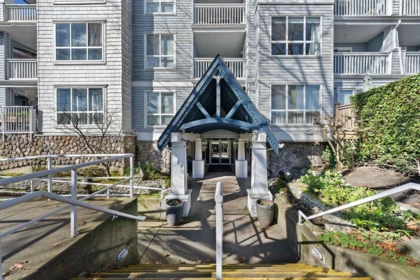 219 12633 No. 2 Road, Richmond, BC, Richmond — Apartment/Condo for sale