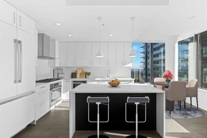 2304 1588 Johnston Road, White Rock, BC, White Rock — Apartment/Condo for sale