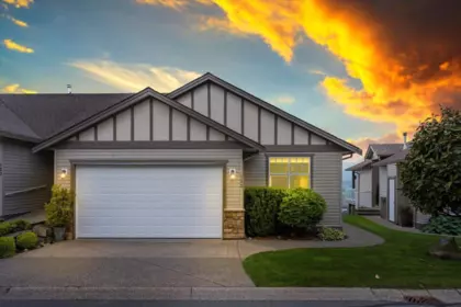 122 8590 Sunrise Drive, Chilliwack, BC, Chilliwack — Townhouse for sale