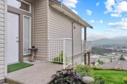 122 8590 Sunrise Drive, Chilliwack, BC, Chilliwack — Townhouse for sale