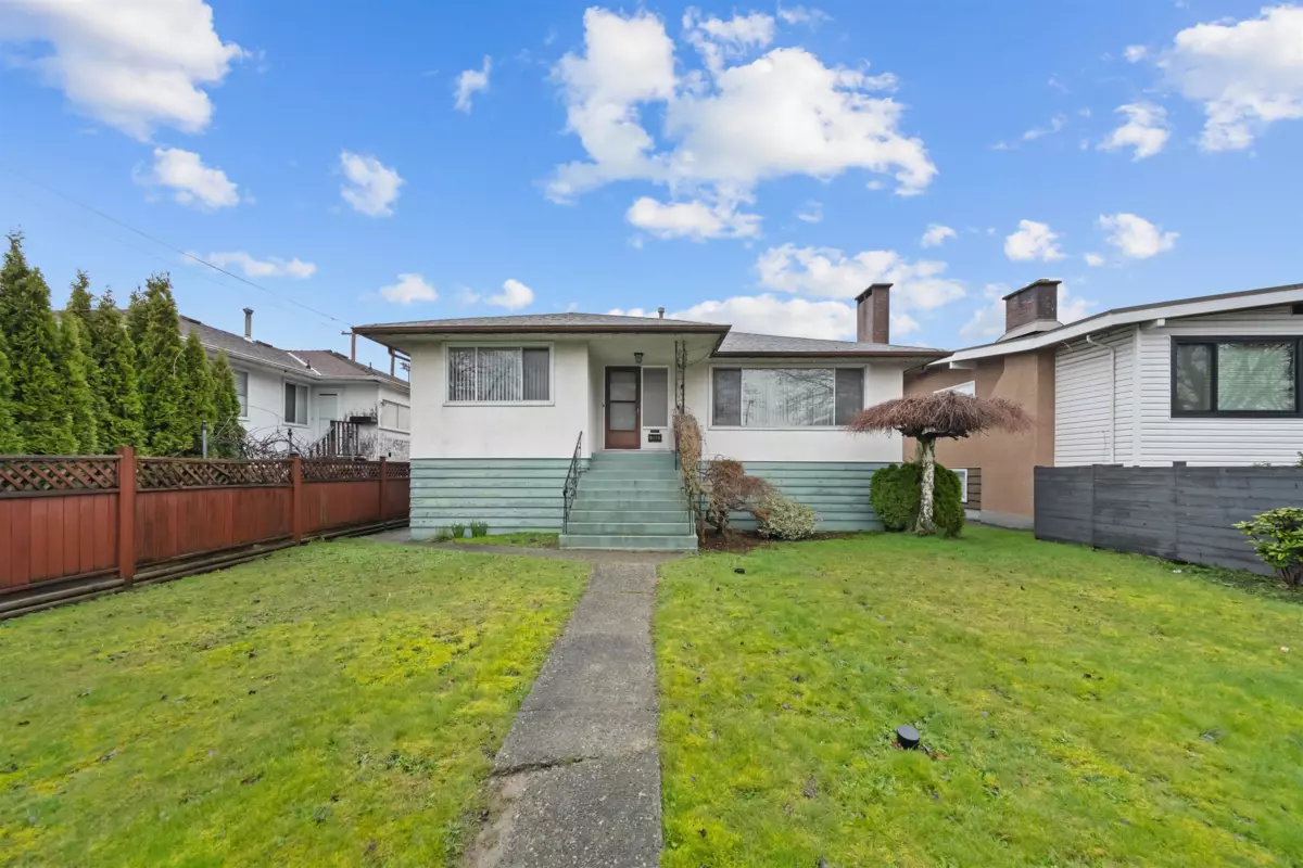Exterior Rear Photo of 3115 E 49 Avenue, Vancouver, BC