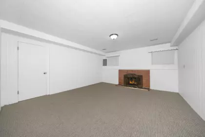 Hallway Photo of 3115 E 49 Avenue, Vancouver, BC